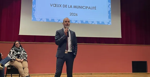 photo  anthony mussard, le maire de loué (sarthe), a dressé un bilan de sa mandature lors de la cérémonie des vœux, vendredi 23 janvier 2026, sans faire état de ses intentions en vue des prochaines élections municipales.  &copy;  ouest-france 