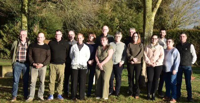 photo  une équipe rassemblant cinq élus sortants et dix nouvelles personnes.  &copy;  le maine libre 