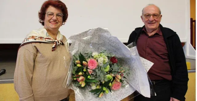 photo  micheline et jean mutrelle, très émus, ont été ovationnés par une assemblée debout.  &copy;  ouest-france 