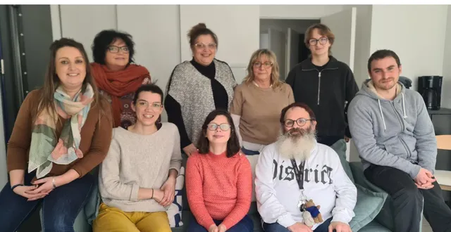 photo  l’équipe du slam de trélazé.  &copy;  co 