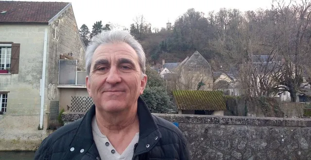 photo  michel dutheil, maire de la chartre-sur-le-loir (sarthe), est candidat à sa réélection.  &copy;  ouest-france 