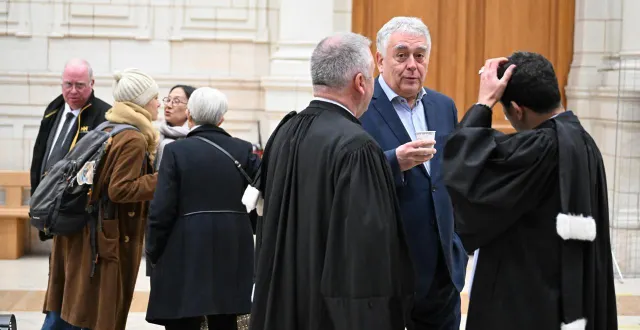 photo  angers, 17 novembre 2025, le jugement à l’encontre de jean-michel jeanneteau, vice-président du cholet événements (à gauche) et du maire gilles bourdouleix (à droite), deux des six prévenus dans le procès du drame du feu d’artifice mortel du 14 juillet 2022 à cholet (maine-et-loire), a été rendu ce jeudi 29 janvier 2026.  &copy;  archives co - josselin clair 