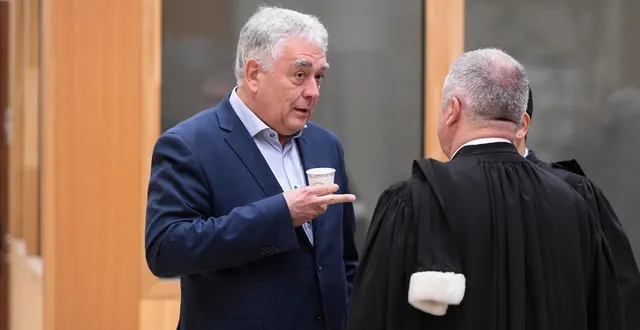 photo  angers, le 17 novembre 2025. le maire de cholet, gilles bourdouleix, est l’un des six prévenus au procès de l’accident mortel du feu d’artifice du 14 juillet 2022 qui a fait deux morts et une douzaine de blessés.  &copy;  archives co - josselin clair 