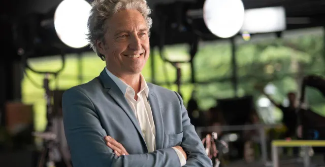 photo  benjamin baroche a terminé le tournage du « mystère de la chambre jaune ».  &copy;  â©teo jaffre - lavabo / capa pict 