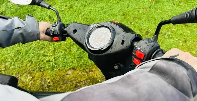 photo  verbalisé à tort pour « conduite sans permis » de son cyclo, bruno espère obtenir réparation.  &copy;  co - jordan guerin-morin 