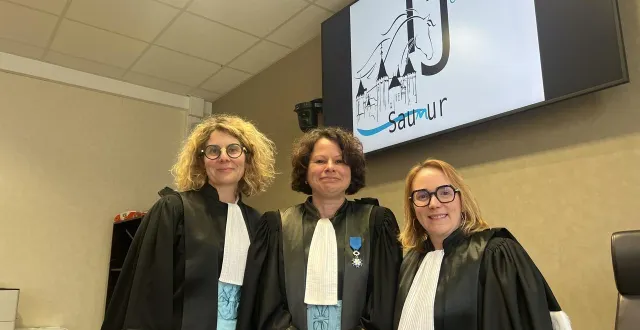 photo  la présidente du tribunal de saumur, avec la procureure de saumur et la nouvelle directrice des greffes du tribunal.  &copy;  co 