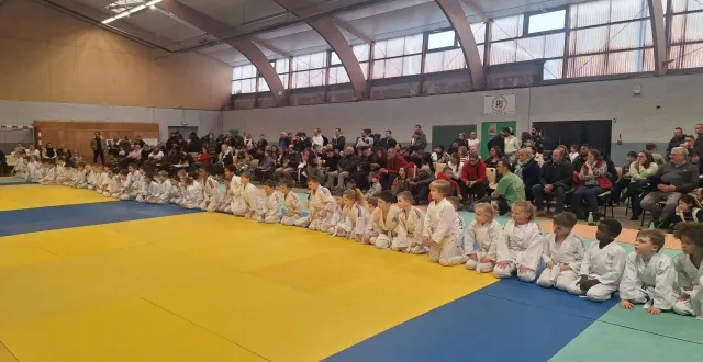 photo  tous les plus jeunes participants.  &copy;  ouest-france 