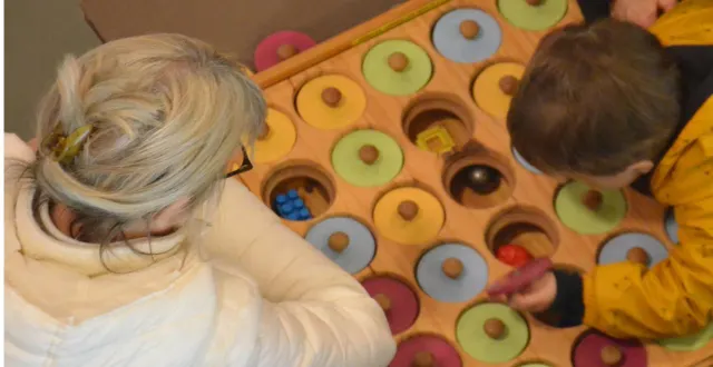 photo  des jeux pour tous à la fête du jeu et du jouet.  &copy;  co 