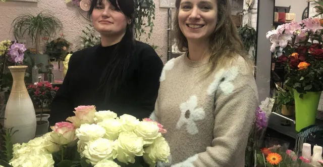 photo  kateryna androsova et marylis ruppé, a marylis passion, fleuriste à flers (orne).  &copy;  ouest-france 