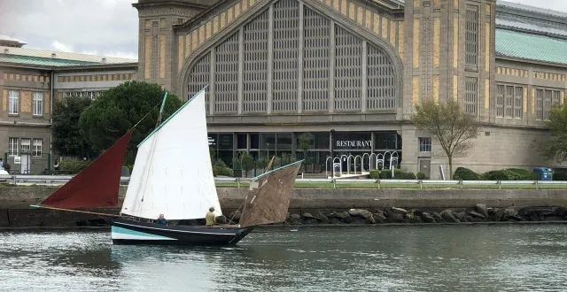 photo  l’emblématique cité de la mer de cherbourg a été choisie pour accueillir les assises de la pêche et des produits de la mer en juin 2026.  &copy;  archive ouest-france 