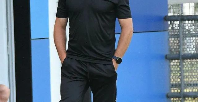 photo  l’entraîneur de la réserve mancelle, olivier pignolet.  &copy;  le maine libre 