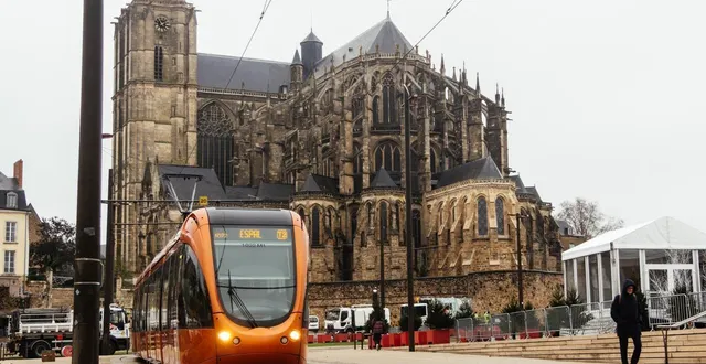 photo  de très fortes perturbations sont à prévoir sur l’ensemble des lignes de bus et de tramway, lundi 2 février 2026  &copy;  archives ouest-france 