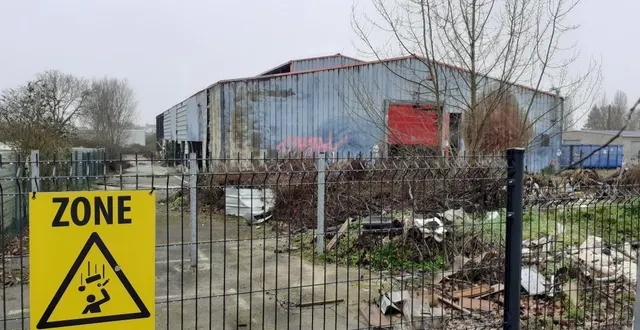 photo  la ville des ponts-de-cé a confié à la société alter public un mandat pour la réalisation d’études préalables relatif au renouvellement de la friche industrielle des anciennes fonderies de l’authion.  &copy;  ouest-france 