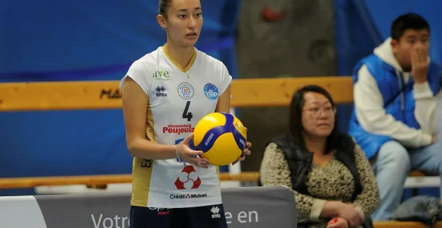 photo  gabriella sierra et les niortaises cherchent une deuxième victoire.  &copy;  co- christophe bernard 