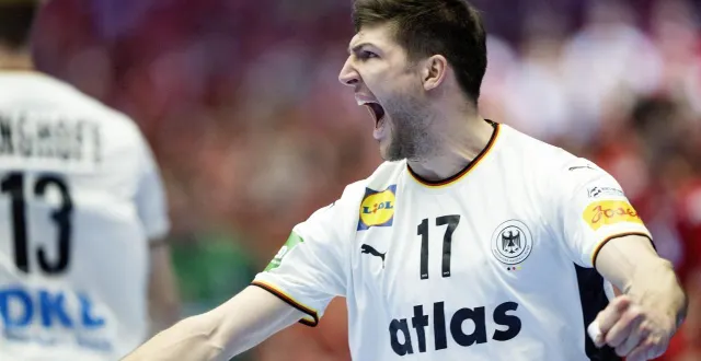 photo  lukas zerbe a emmené l’allemagne vers la finale, vendredi 30 janvier.  &copy;  epa/maxppp 