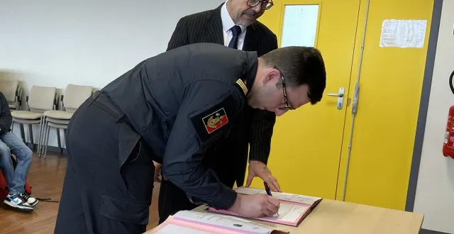 photo  le lycée robert-garnier a reconduit son partenariat avec la sécurité civile de nogent-le-rotrou.  &copy;  le maine libre 