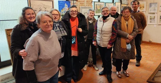 photo  du 1er au 28 février, les peintres de champs vont exposer soixante-dix tableaux, dans la salle du magasin de la trappe.  &copy;  ouest-france 