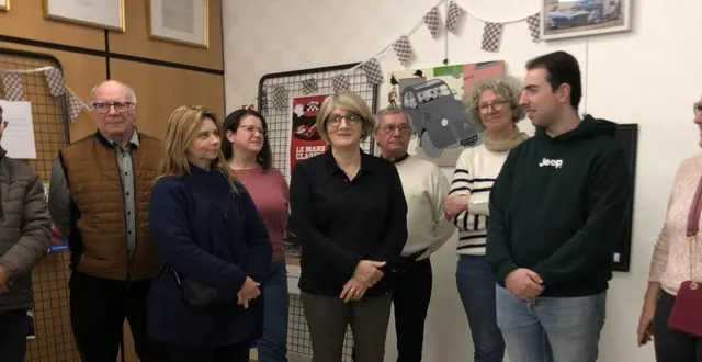photo  de gauche à droite olivier corbin, claude guimier, valérie germond, delphine chesneau, catherine gautier, michel henry, frédérique laurent, thomas corbin et sara corbin.  &copy;  le maine libre 