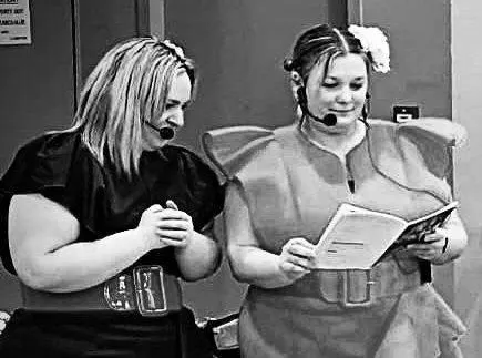 photo  les comédiens lors d’une répétition.  &copy;  allonisson 