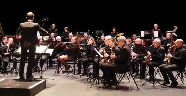 photo  l’orchestre d’harmonie d’ancenis, accompagné de cosplayeurs, présente les bandes originales des animés, jeux vidéo et films cultes.  ©  photo harmonie d’ancenis