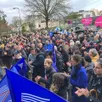 photo entre 400 et 500 personnes ont participé au rassemblement, à l’appel d’alliance police nationale, devant le commissariat de nantes
