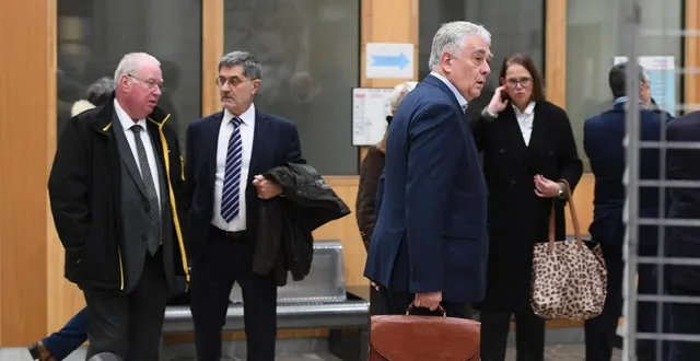 photo  le maire de cholet, gilles bourdouleix ne s’est toujours pas prononcé sur un éventuel appel après sa condamnation à 18 mois de prison avec sursis.  &copy;  archives co - josselin clair 