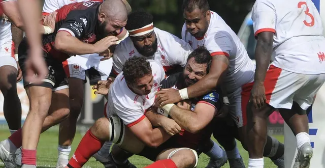 photo  chris massyn a inscrit l’essai du bonus défensif en fin de match.  &copy;  co - christophe bernard 