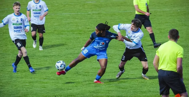 photo  le sabolien dymilan selbonne (10) pressé par nathan boureau.  &copy;  dominique breugnot 