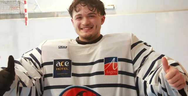 photo  faust venin.  &copy;  photo co 