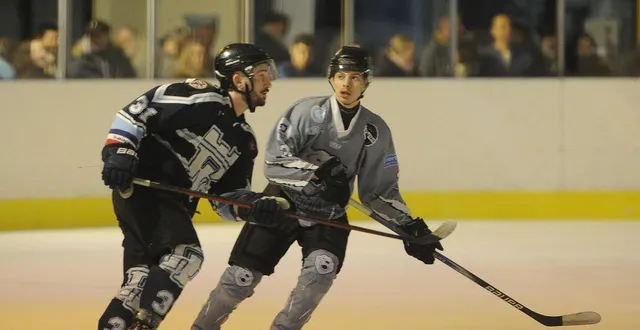 photo  les efforts de mathys caillat n’ont pas suffi pour faire pencher la rencontre en faveur du niort hc, ce samedi 31 janvier 2026 face aux remparts de tours.  &copy;  co - christophe bernard 