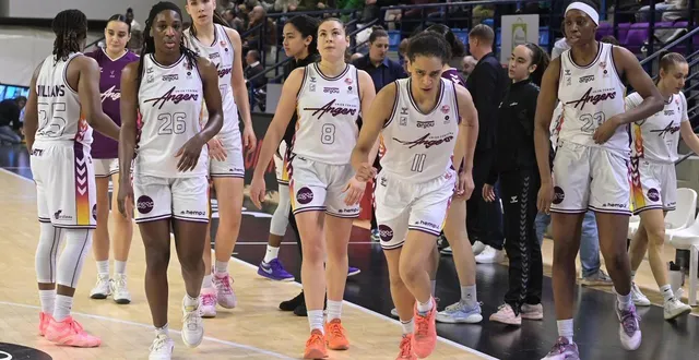 photo  l’ufab s’est fait balayer contre charleville.  &copy;  sébastien aubinaud 