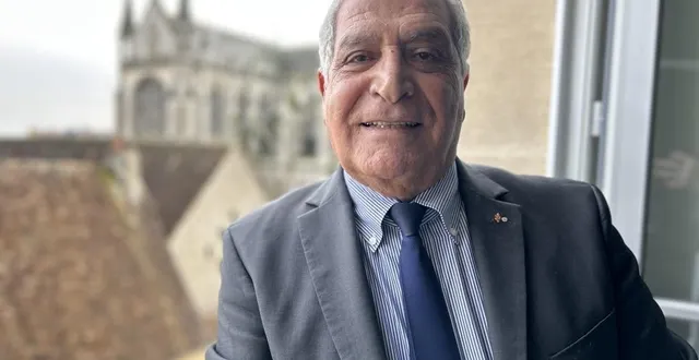 photo  mostefa maachi présente un programme qui se veut dans la continuité de sa mandature.  &copy;  ouest-france 