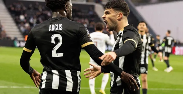 photo  louis mouton et son passeur décisif carlens arcus.  &copy;  co - regine lemarchand 