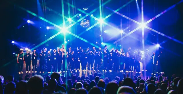 photo  le 10 novembre 2024, angers comedy festival présentait le spectacle « 33 humoristes x 3 minutes » au centre des congrès. le format est de retour le 15 février prochain.  &copy;  sara hamdine 