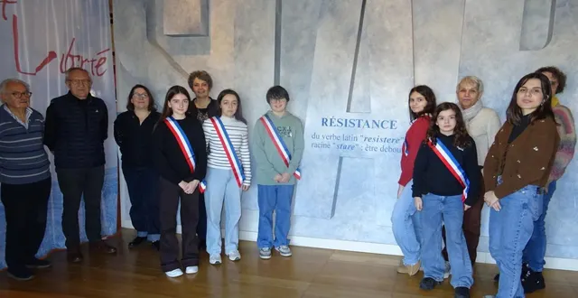 photo  les jeunes conseillers accueillis au centre régional résistance & liberté samedi 31 janvier par élise (à droite).  &copy;  co 