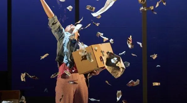 photo  après son succès au festival d’avignon, « zoom » sera à dollon samedi soir.  &copy;  alejandro guerrero 