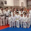 photo  les pratiquants du club de judo et de ju-jitsu. 