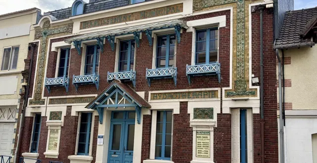 photo  l’élégance de la belle époque : la maison des bains de villers-sur-mer. on y venait pour profiter des bienfaits de l’eau de mer et des soins modernes comme d’hydrothérapie.  &copy;  ouest-france 