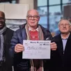 photo jean-luc guégan reçoit le 1er prix du salon des arts plastiques 2026.
