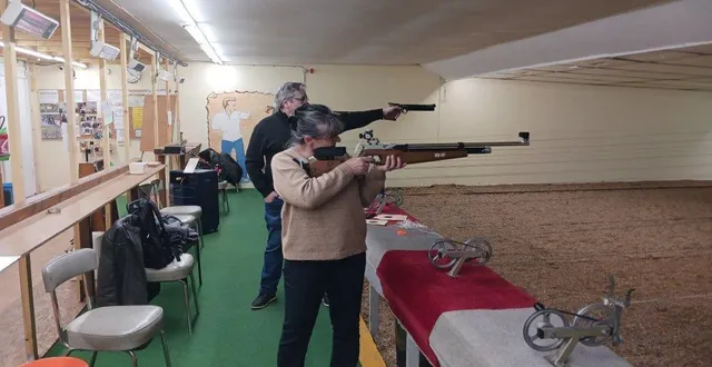 photo  le club sportif du maine est ouvert aussi bien aux femmes qu’aux hommes ainsi qu’aux enfants de plus de 10 ans  &copy;  ouest-france. 