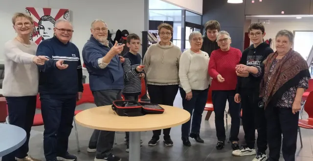 photo  l’équipe d’e-sport de la mja léo-lagrange ouest de beaucouzé.  &copy;  co 