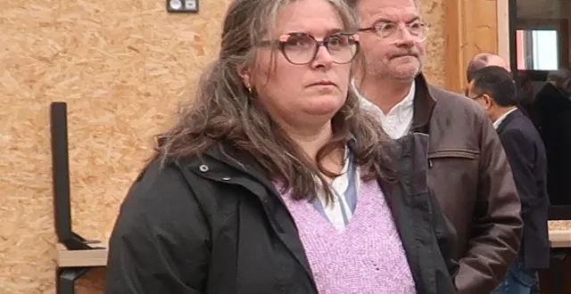 photo  cholet, rue saint-melaine, mars 2024. lors de l’inauguration du boulodrome, fabienne guicastro, alors présidente du caeb, avait coupé le ruban en présence des élus.  &copy;  archives co - sara bernede 