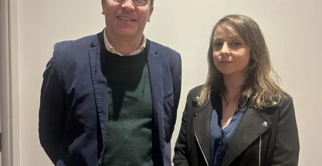 photo  arnaud longchambon et kassandra devilliers échangent leurs places au sein du conseil d’administration du club des entreprises du pays fléchois (sarthe). le premier devient vice-président et la seconde présidente.  &copy;  ouest-france 