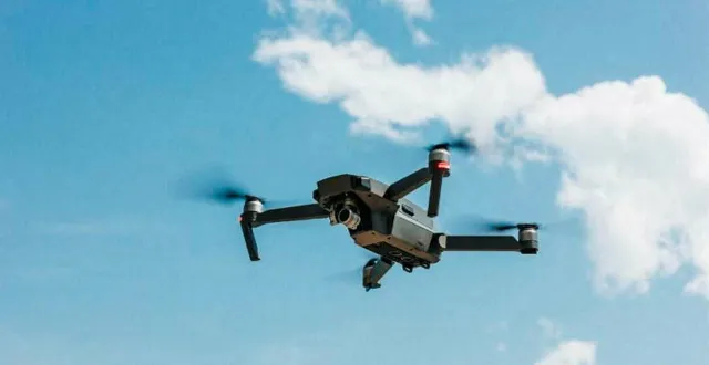 photo  une femme de 21 ans a été arrêtée alors qu’elle tentait de livrer des téléphones avec un drone à la maison d’arrêt d’angers (maine-et-loire).  &copy;  ouest-france 