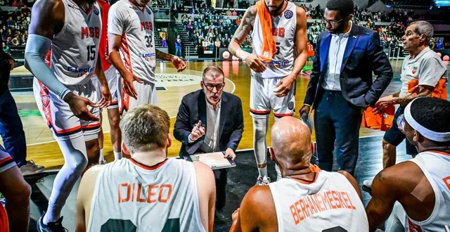 photo  les joueurs de guillaume vizade ont renversé le rytas vilnius, ce mercredi 4 février 2026.  &copy;  photo : le maine libre - yvon loué 