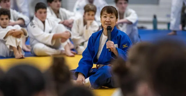 photo  septuple championne du monde et double médaillée d’or olympique, ryoko tani a pris part à un entraînement et répondu aux questions des jeunes judokas ligériens, mercredi 4 février 2026.  &copy;  baptiste mura 