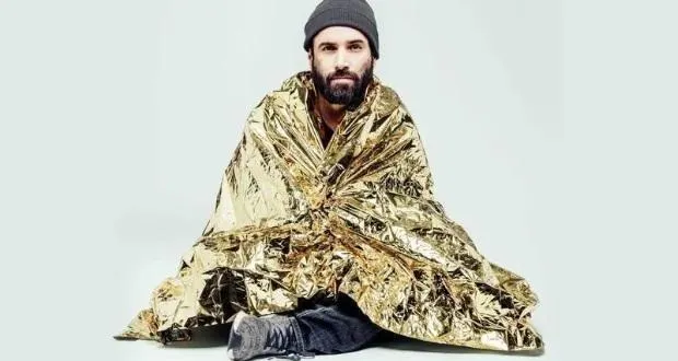 photo  chroniquer sur l’émission « la dernière » de radio nova, aymeric lompret jouera son seul-en-scène intitulé « yolo ».  &copy;  stéphane kerrad 