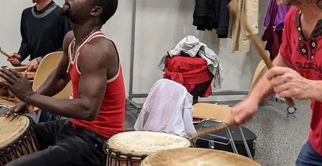 photo  le groupe walou dekendo rythmera le concert.  &copy;  groupe walou dekendo 