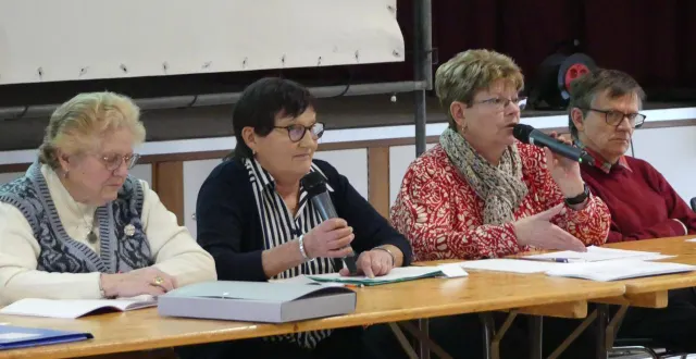 photo  un bureau mobilisé pour satisfaire ses adhérents.  &copy;  le maine libre 