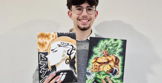 photo  ethan juhel et deux de ses dessins.  &copy;  ouest-france 